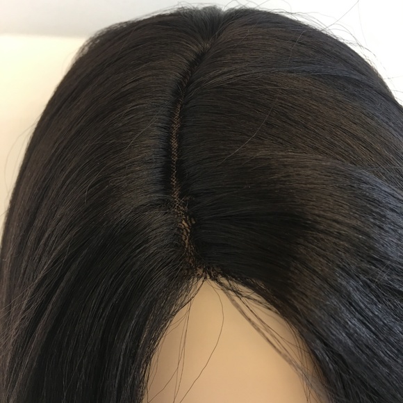 24" Black Silky Straight Wig | Catherine - Picture 6 of 7